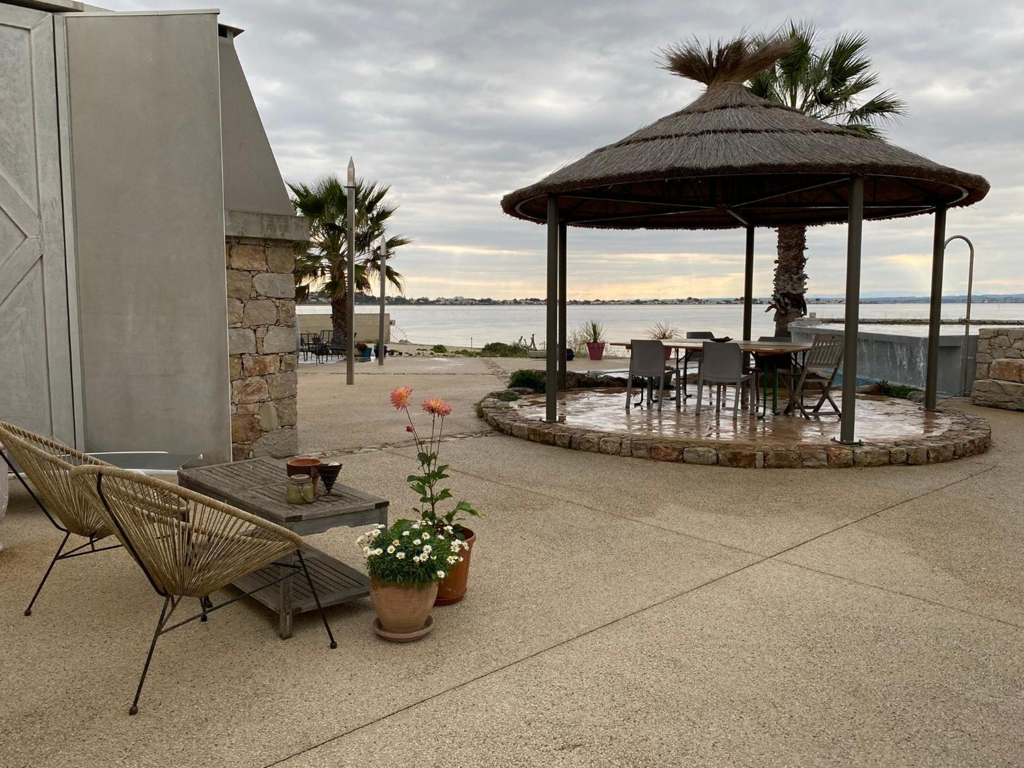 Les Pieds Dans L'Eau Bed and Breakfast Sète Eksteriør billede